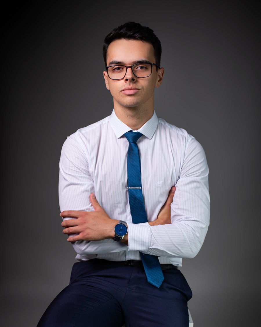 Thiago Menger, advogado criminalista